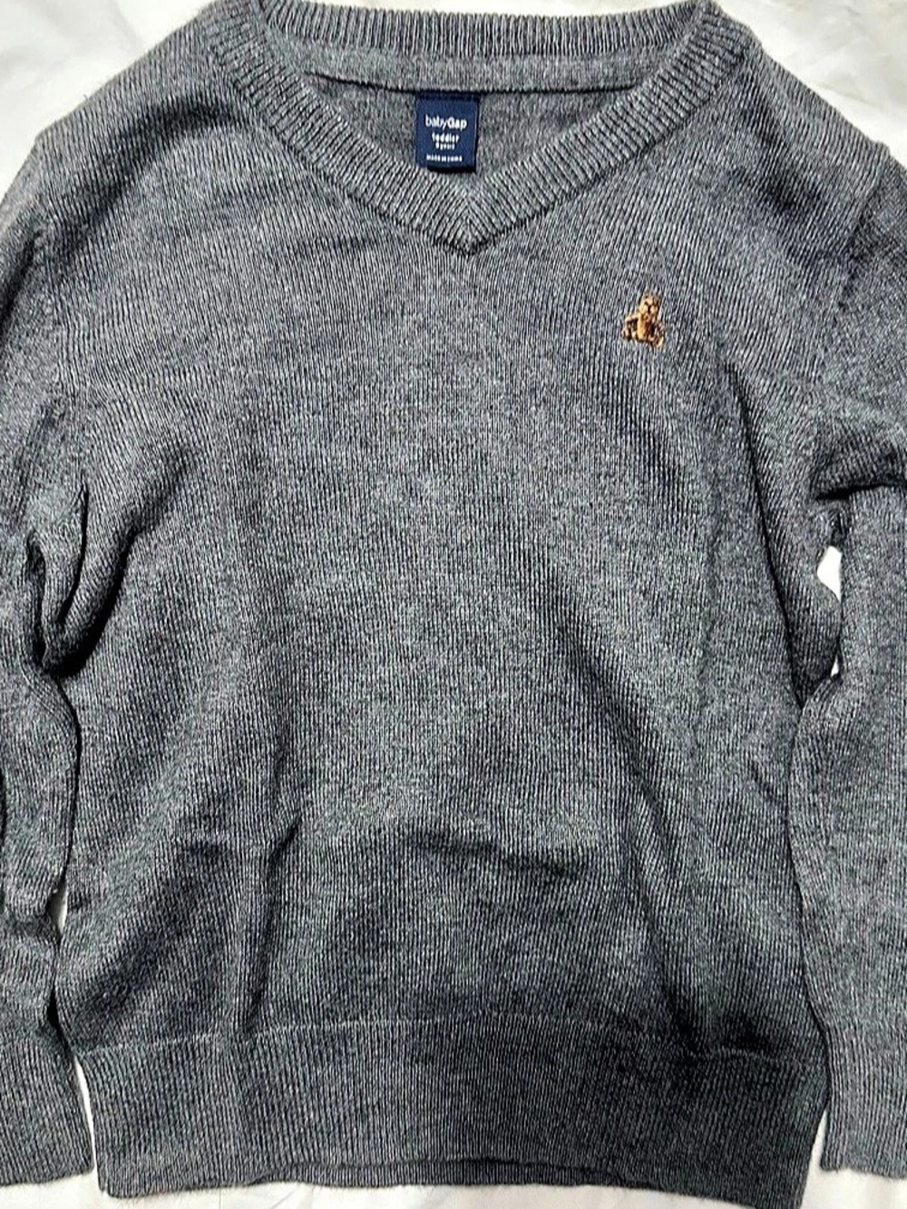 Boy’s babyGap Toddler 3T Gray V-Neck Sweater